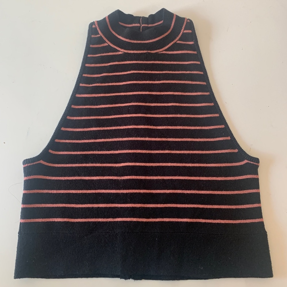 Sleeveless sweater crop top -victoria’s Secret